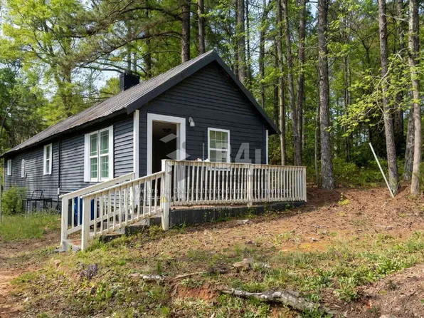 1344 D F Fuller Dr, Griffin, GA 30224