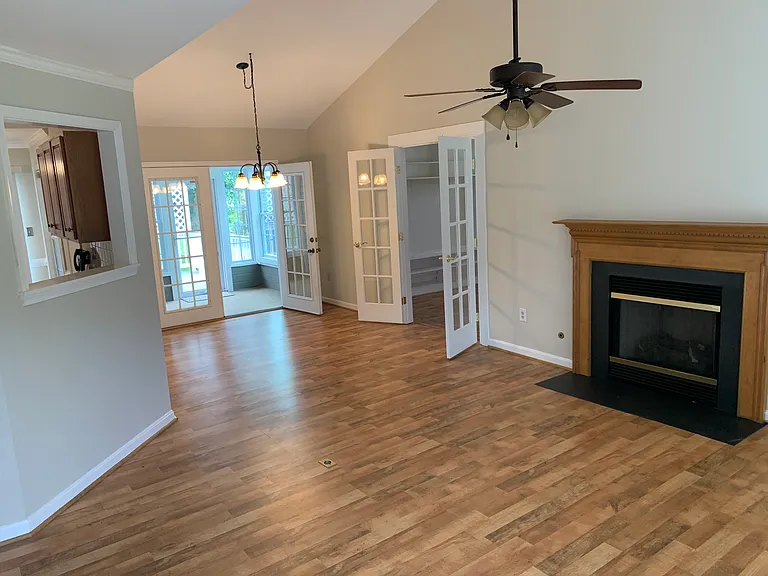 11416 Kimberley Ln — Photo 4