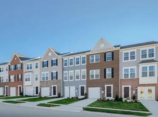 15 Winterplace Dr, Charles Town, WV 25414