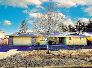 2106 Dawn Dr, Klamath Falls, OR 97603