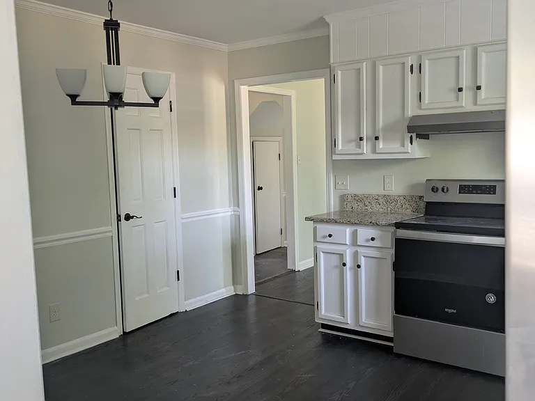 5304 King George Ct — Photo 8