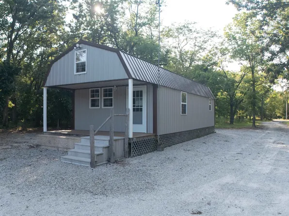 24610 Cumberland Gap Ave, Warsaw, MO 65355