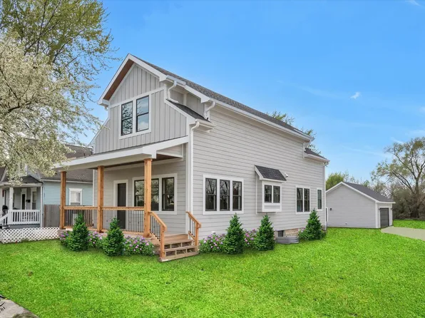 1903 S State St, Lockport, IL 60441