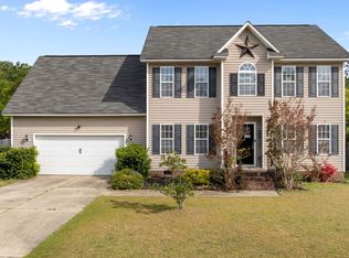 199 Fallingleaf Dr, Raeford, NC 28376