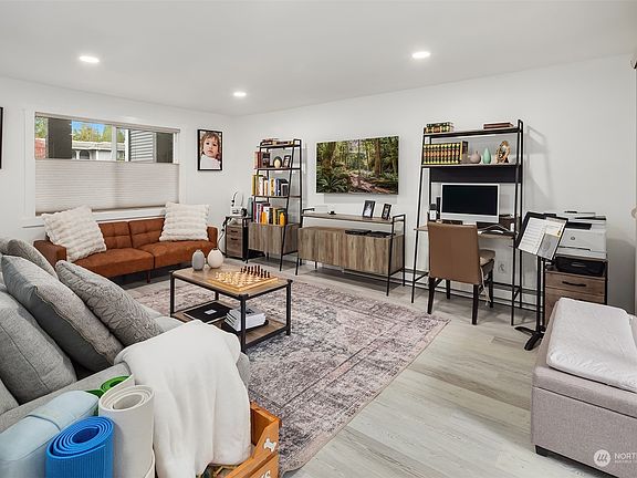5th image of 17310 NE 45th Street #123