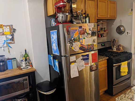2nd image of 2044 N Albany Ave #12