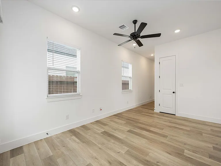8508 Wileyvale Rd #B — Photo 6