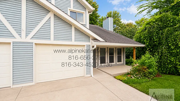 1213 E R D Mize Rd — Photo 1