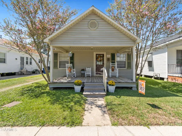 504 S Cunningham St, Rayne, LA 70578