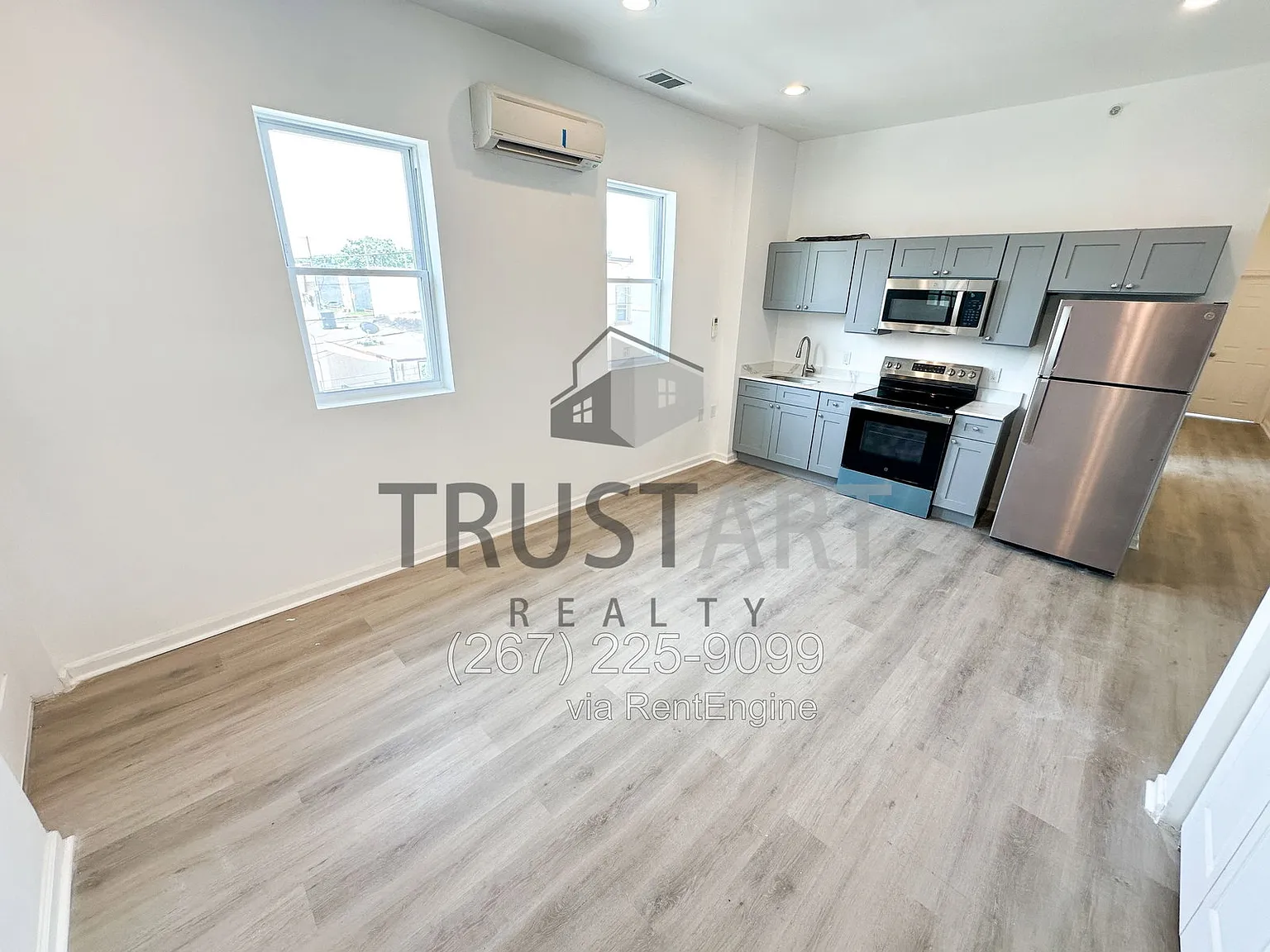 2 bed, 1.0 bath, $1,300 — Photo 4