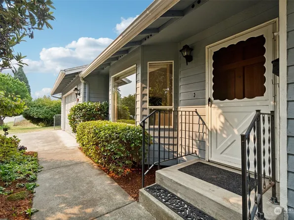 717 8th St NE, Auburn, WA 98002