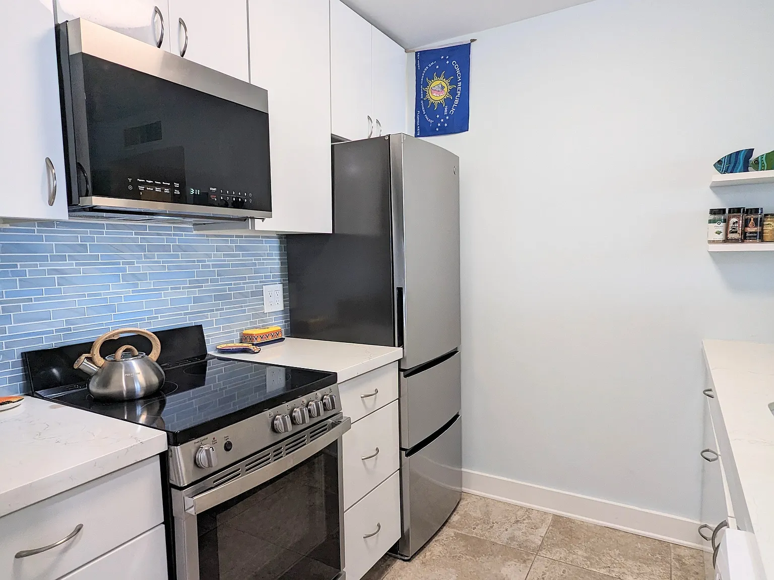 1 bed, $2,900 — Photo 2