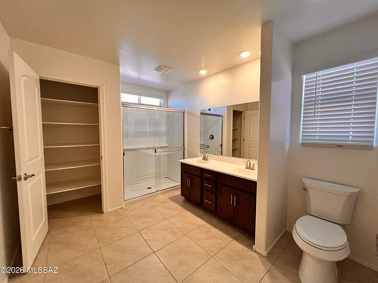 11977 E Chamrod Dr — Photo 15