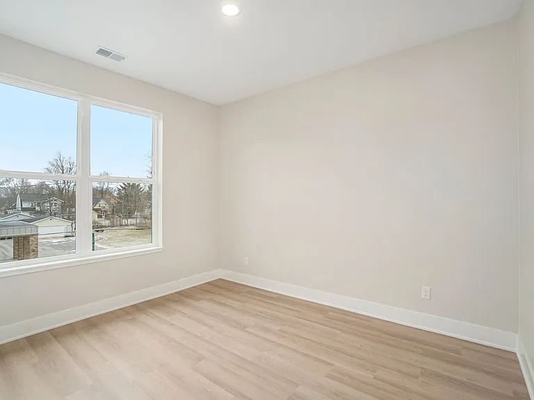 Prospect Flats — Photo 99