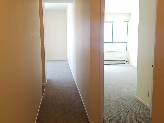 5th image of 1875 Buchanan St APT 301