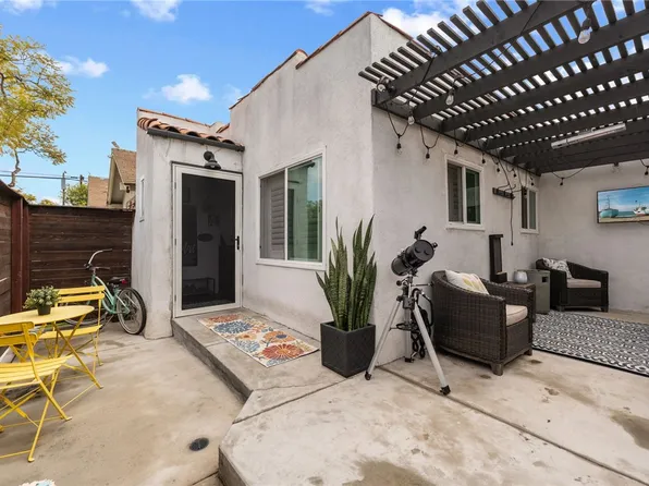 2324 E 14th St, Long Beach, CA 90804