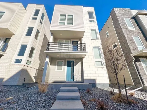 21005 E Quincy Dr, Aurora, CO 80015