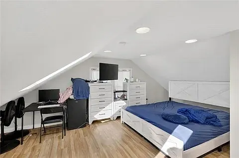 9 Cobb St #2 — Photo 10