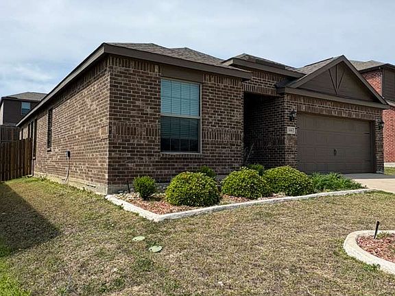 2nd image of 306 Golden Sands Ln