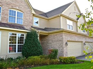 514 Stone Canyon Cir, Inverness, IL 60010