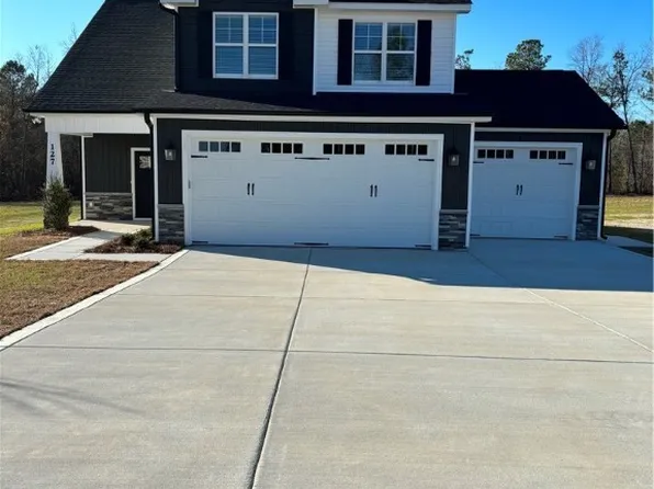 127 Thistle Ct, Sanford, NC 27332