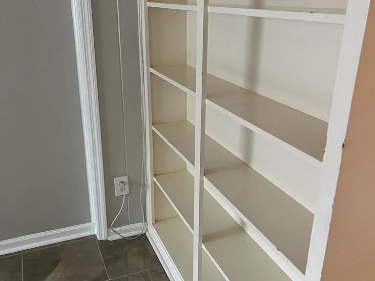 259 E Bay St #4A — Photo 3