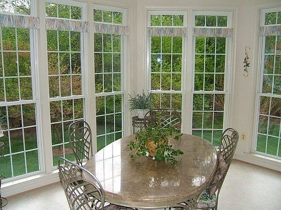 Breakfast Room