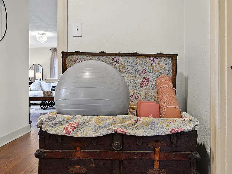 Kirby Dr — Photo 25