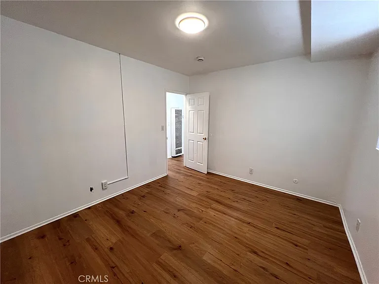 469 W Oliver St #1 — Photo 13