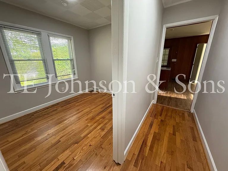 5535 Robinhood Rd — Photo 20