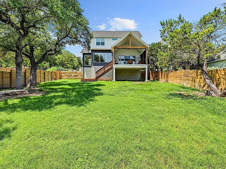 2603 Nocona Trl — Photo 20