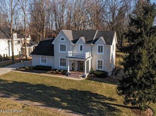 8308 Croydon Cir, Hurstbourne, KY 40222