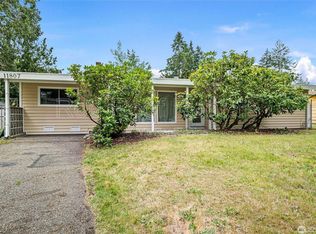 11807 96th Ave SW, Lakewood, WA 98498