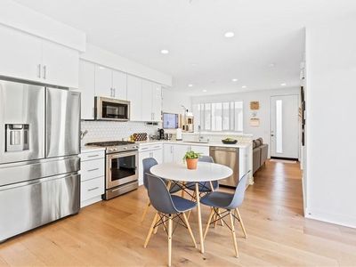 118 S Avenue 50 UNIT 301, Los Angeles, CA, 90042