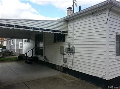 4th image of 29551 Rosemont St