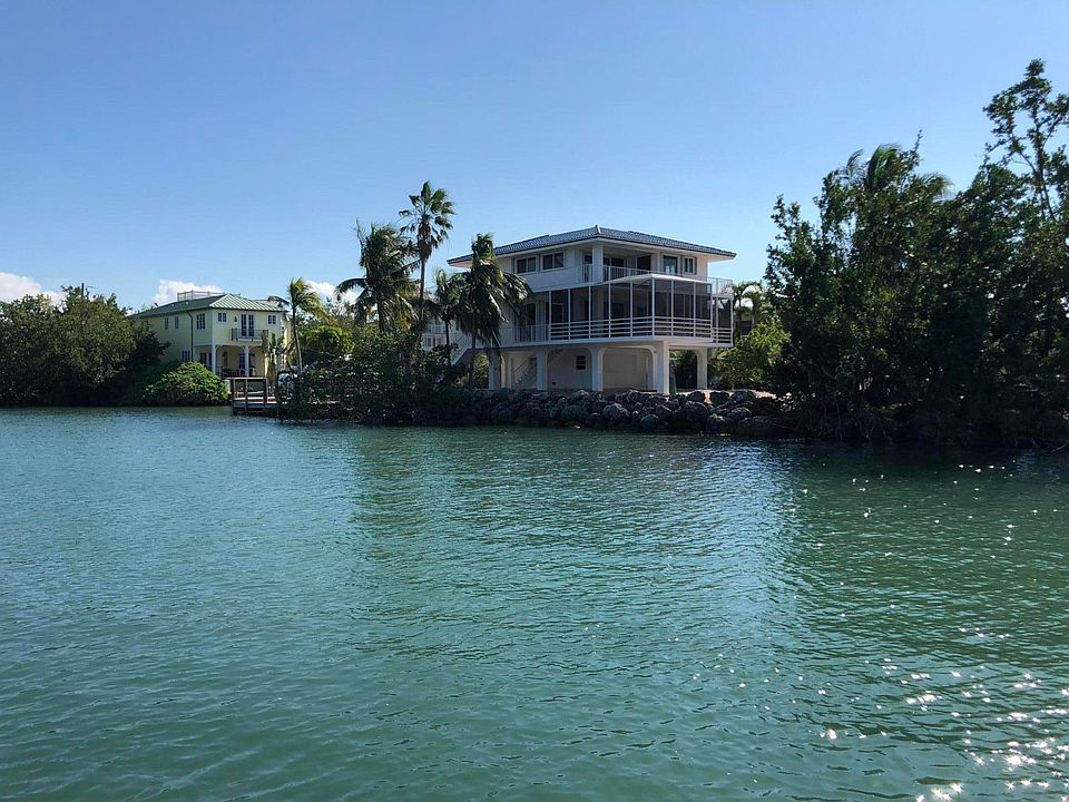 1st image of 437 S Coconut Palm Blvd