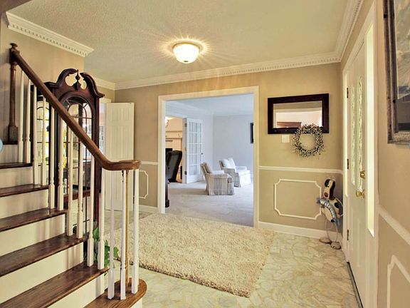 2nd image of 2102 Black Oak Dr