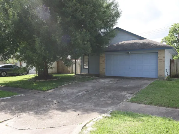 14115 Clear Forest Dr, Sugar Land, TX 77498