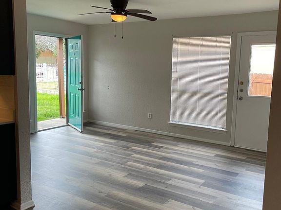 5th image of 5005 Copperbend Blvd #A