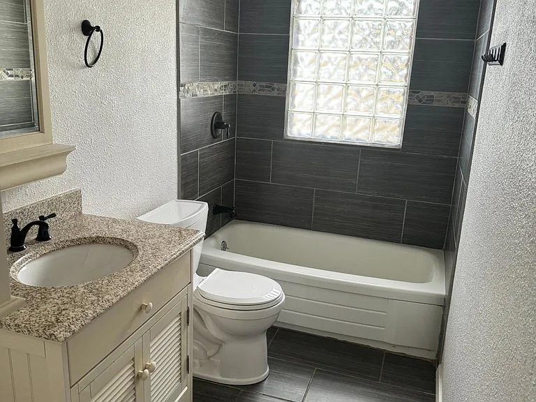 1105 Callahan St — Photo 10