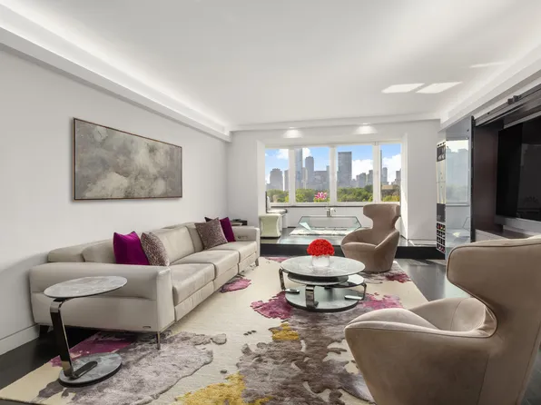 860 Fifth Avenue 11H image 3 of 14