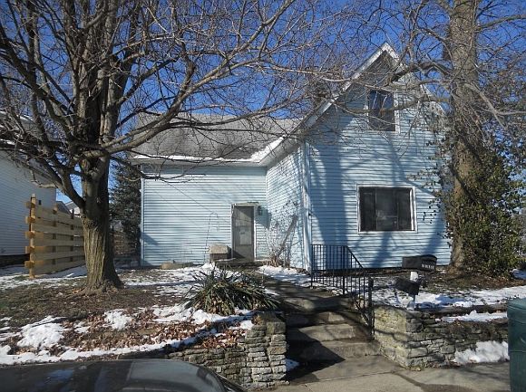 2nd image of 211 S Depot St