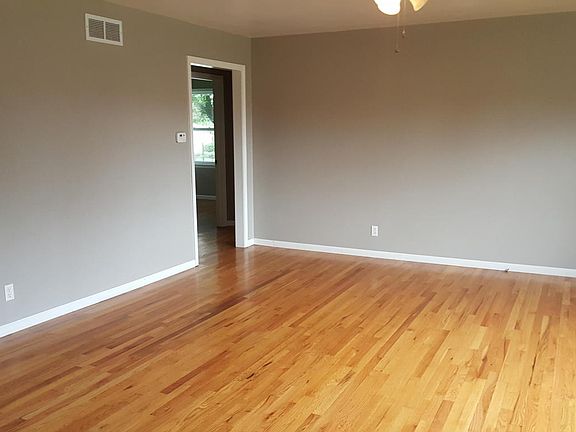 5th image of 722 W Leawood Dr