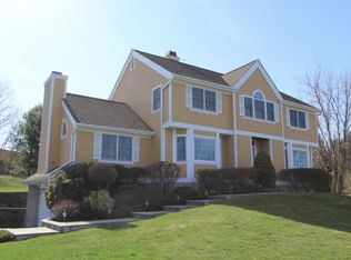 57 Watergate Dr, Amawalk, NY 10501