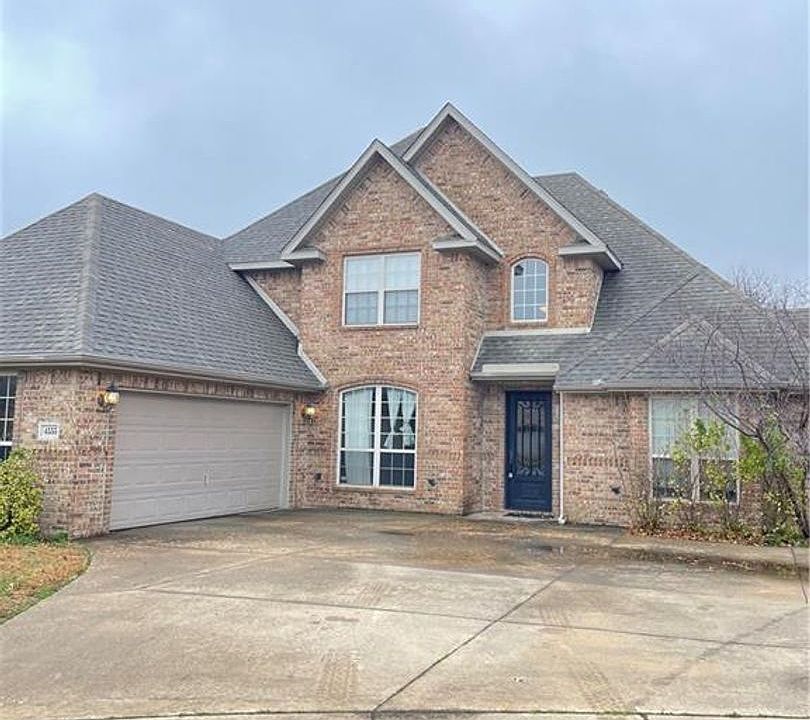 1st image of 4555 Wedge Dr