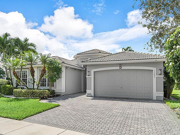 2nd image of 11661 Pamplona Blvd