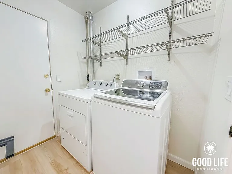 8413 Menkar Rd — Photo 15