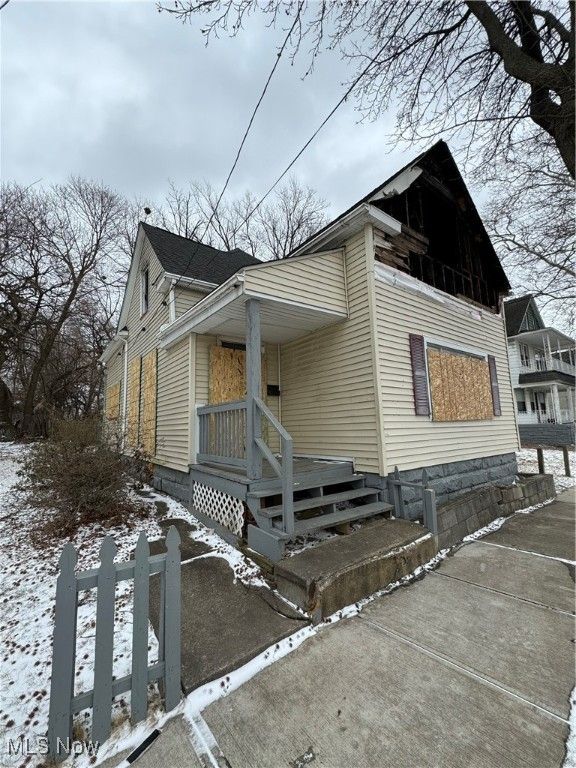 Real estate listing image