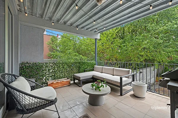 Sold by The Agency | media 7