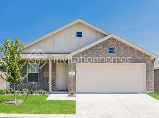 507 Vicksburg Dr, Ennis, TX 75119